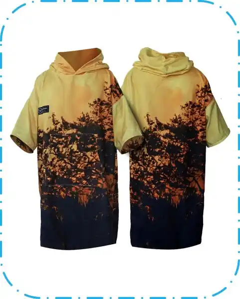 Markenware Poncho, Badetücher, Bademäntel, Brillen, Mützen, Schuhe.