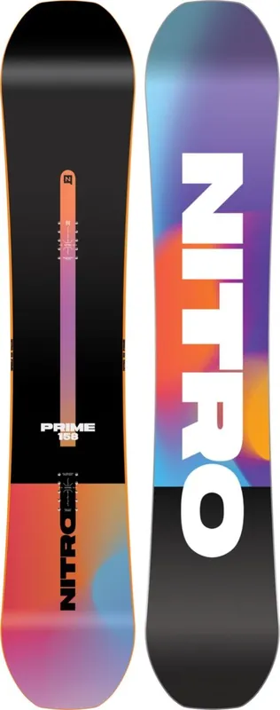 NITRO Prime Chroma Cam-Out Snowboard · Surf und Ski // Surfline Neuheit