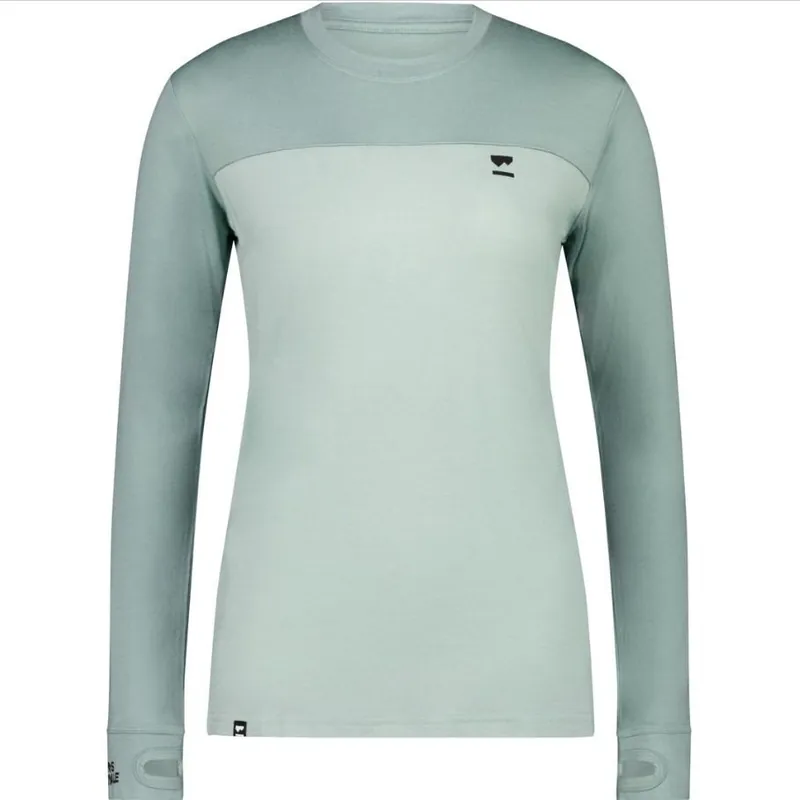 Mons Royale Yotei BF LS - Dame · Surf und Ski // Surfline Sichere Zahlung