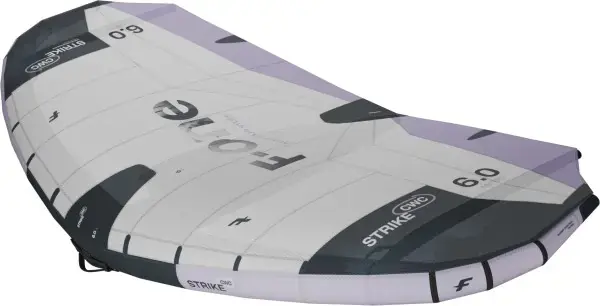 Preisreduziert F-one STRIKE 6 CWC TEST Wing white Warehouse One