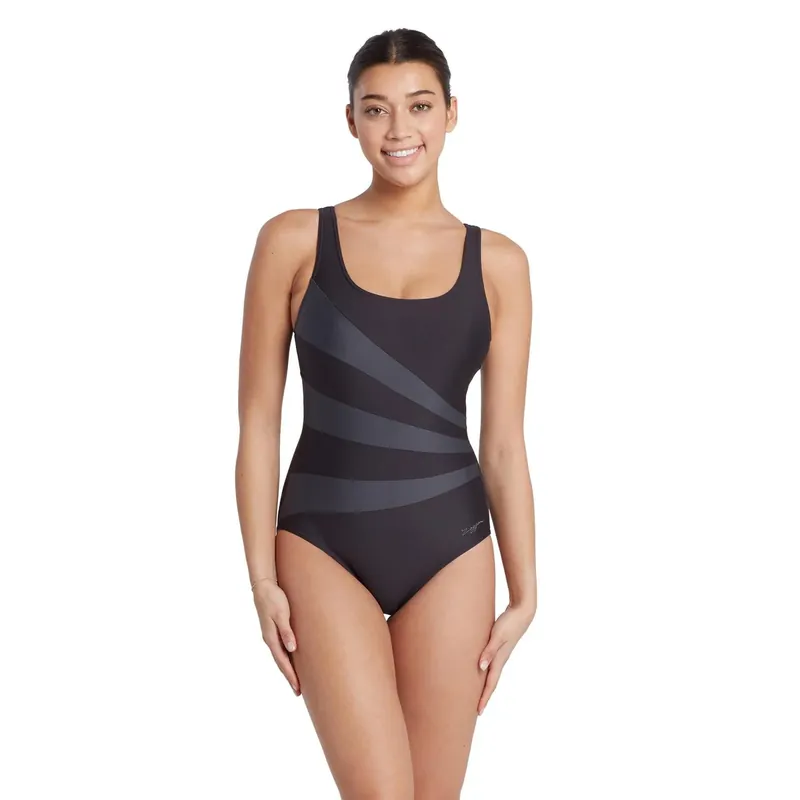 Versand Am Gleichen Tag One Piece Swimsuit Sandon Scoopback Women Black Size 48-5XL Zoggs 462553BK48