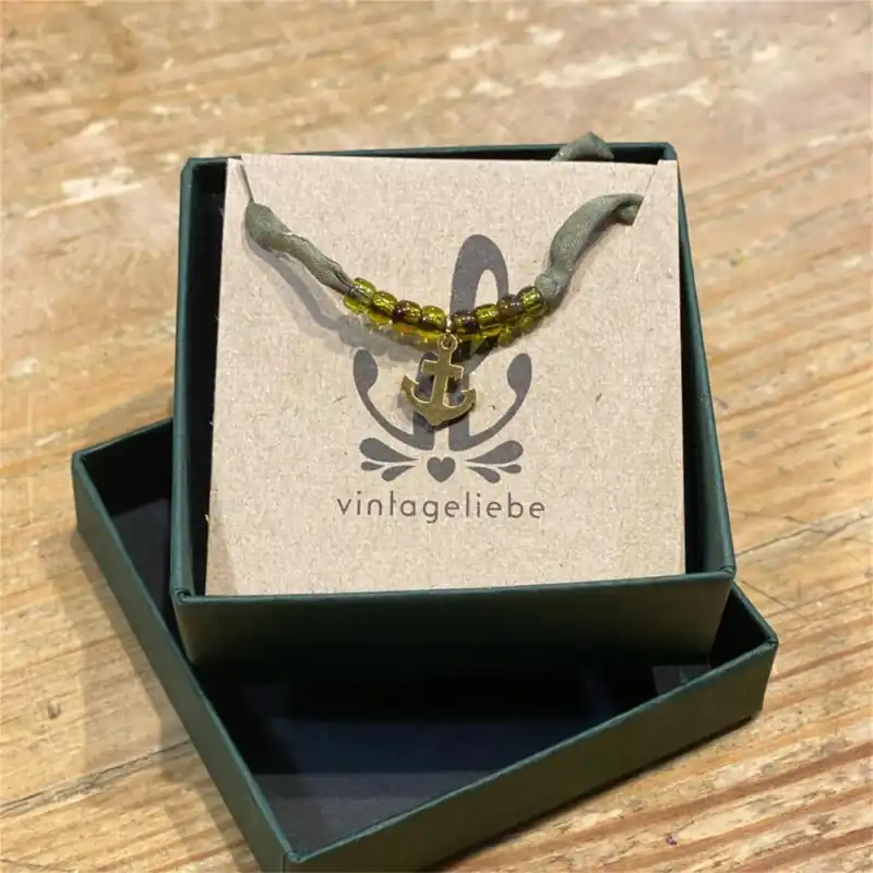 Garantierte Lieferung Vintageliebe Kette Anker Gold Olive Seidenband