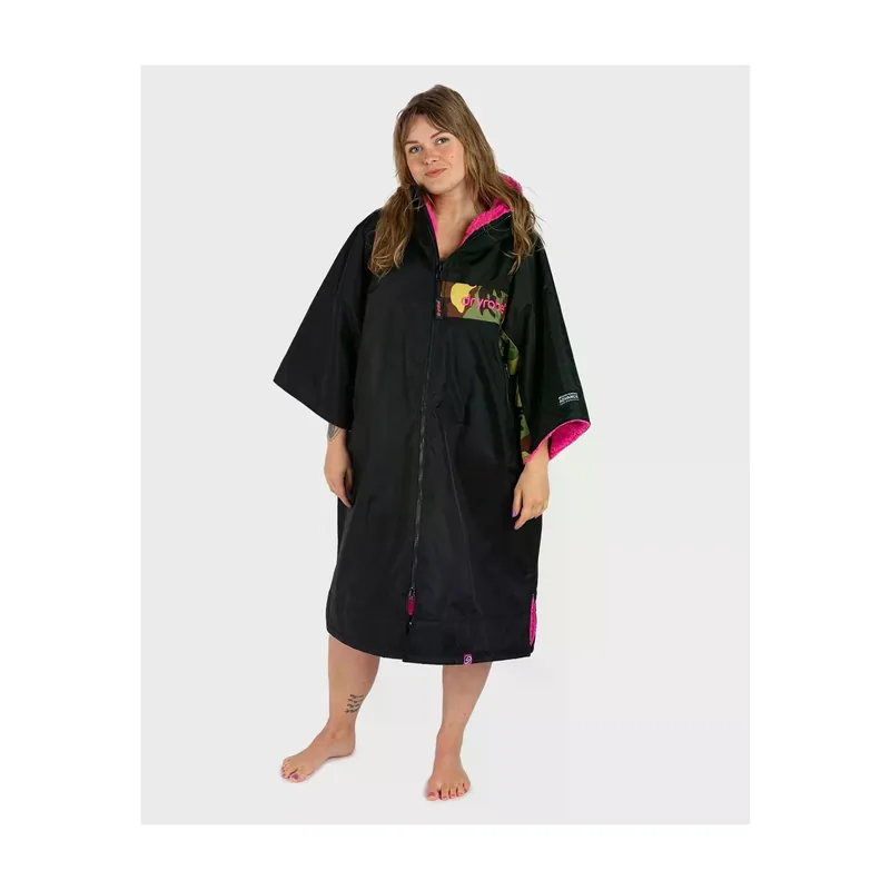 Dryrobe Advance Short Sleeve Black pink camo - Wind Lounge Nur Heute