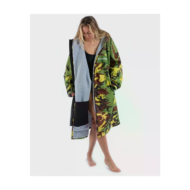 Bestpreis Dryrobe Advance Long Sleeve Grün camo grau - Wind Lounge