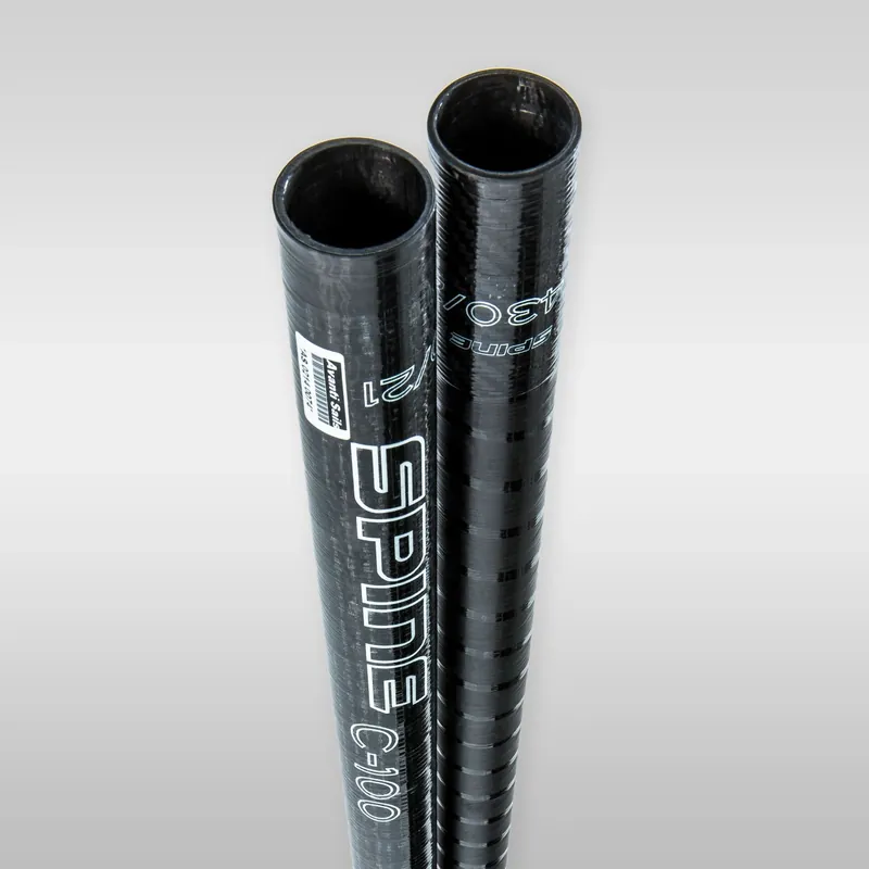 Avanti Spine C100 400 RDM Mast (exhibitor) - Wind Lounge Aktuell